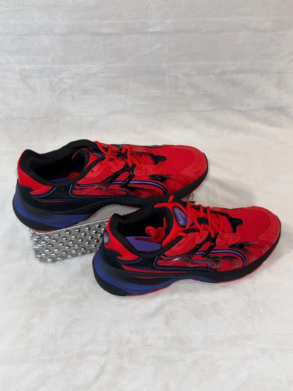 Puma Inverse Rev Red/Black Size 9.5 Men/11 Womens BNIB